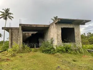තංගල්ල – වීරකැටිය පර්චස් 16ක ඉඩමක් සමඟ අඩක් නිම කළ නිවසක්