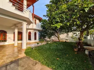 4 Br Two-Story House For Sale In Negombo