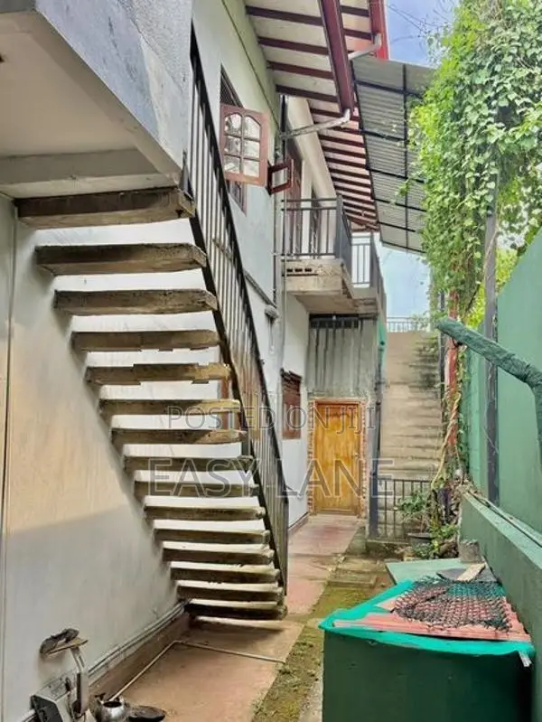 මාලඹෙන් Cinec, Horizon Campus වලට ආසන්නයෙන් අංගසම්පූර්න නිවසක් In Mala