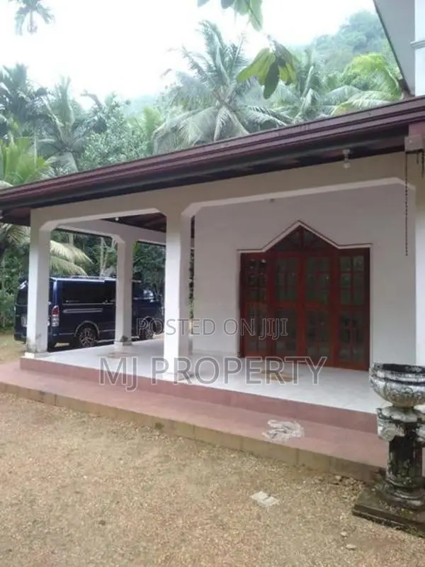 ( TS-1295) Valuable Two Storey House Sale In Eheliyagoda