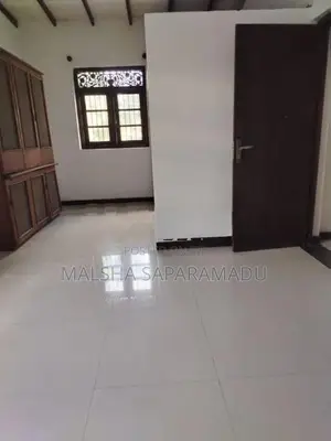 Two-Storey House | 4 Bedrooms 10 Perches Long-Term Rental Athurugiriya