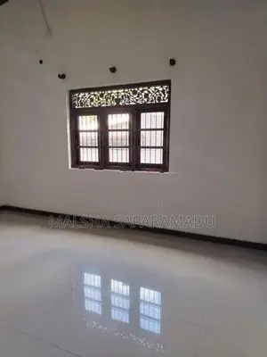 Two-Storey House | 4 Bedrooms 10 Perches Long-Term Rental Athurugiriya