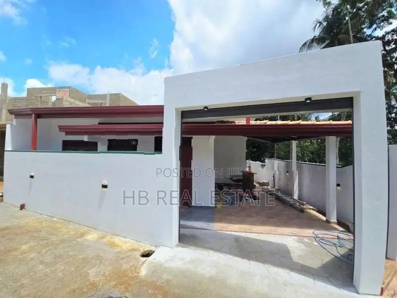 Brand New Single Story House For Sale Munamale