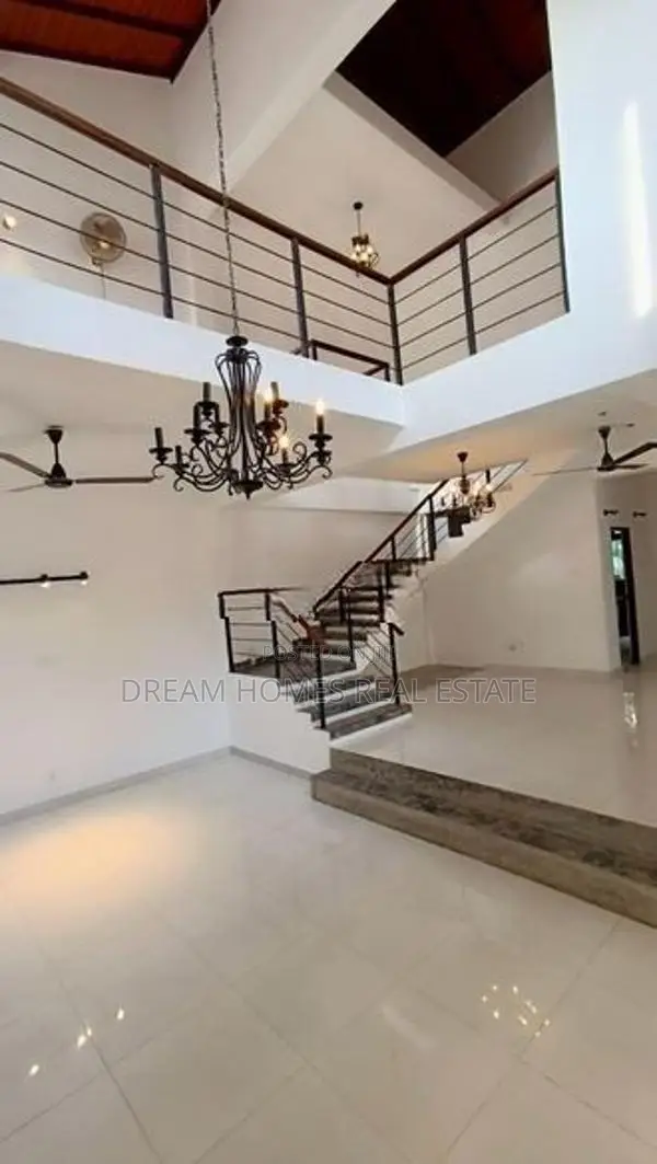 3 Bedroom House For Sale In Boralesgamuwa