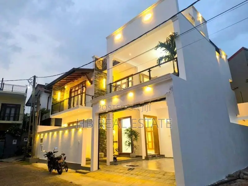 Architectural Designed Luxury Three Story House In Malabe
