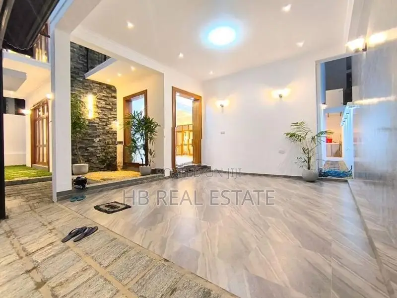 Architectural Designed Luxury Three Story House In Malabe