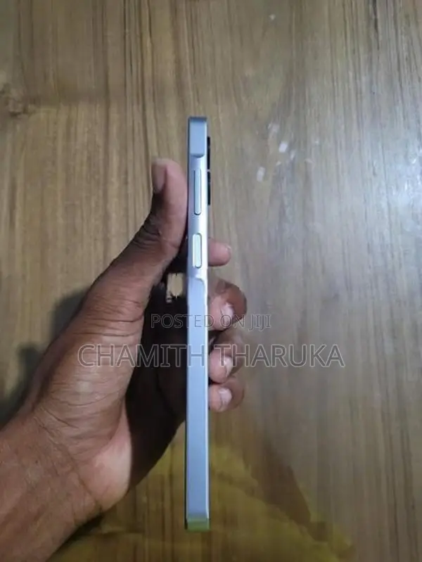Samsung Galaxy A06 (Used)