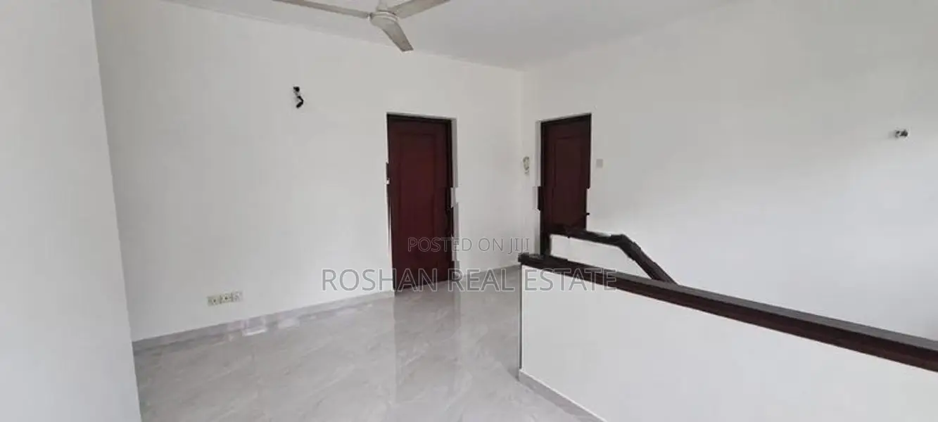 UNFURNISHED HOUSE FOR RENT COLOMBO 7 3183