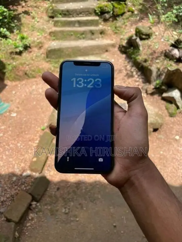 Apple iPhone XS 256GB (Used)