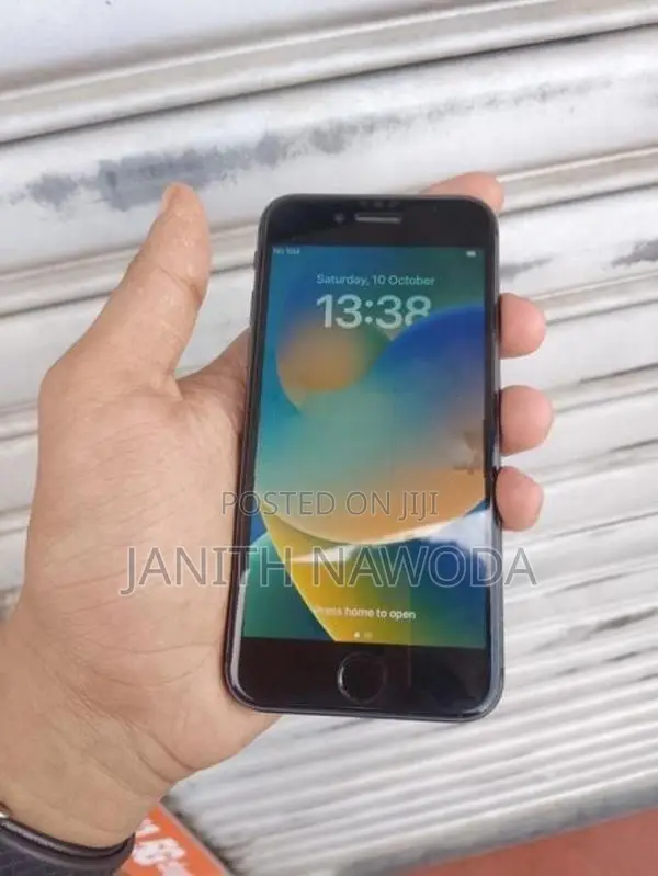 Apple iPhone 8 64GB (Used)