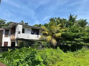 12 P Land near Katubedda 200m to Campus