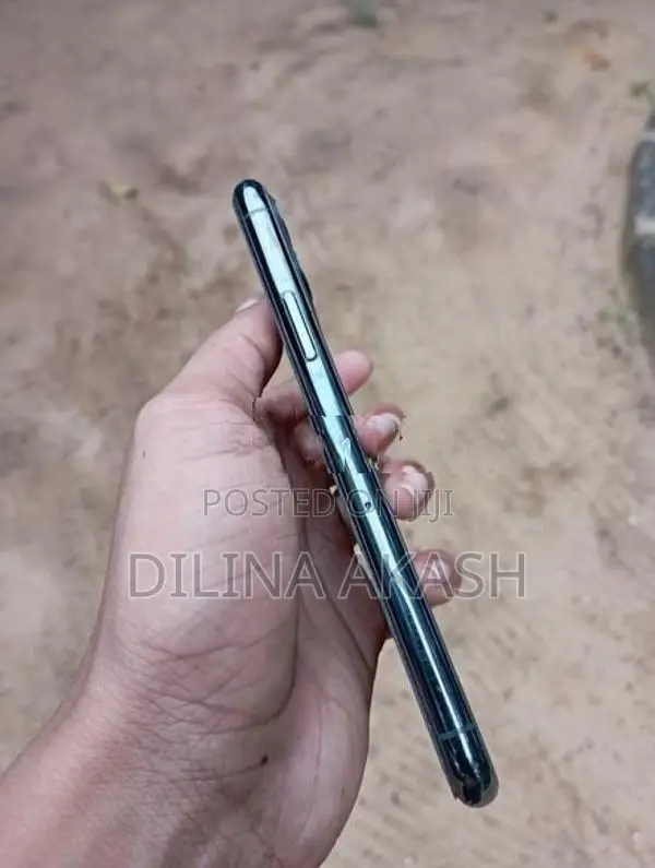 Apple iPhone 11 Pro (Used)