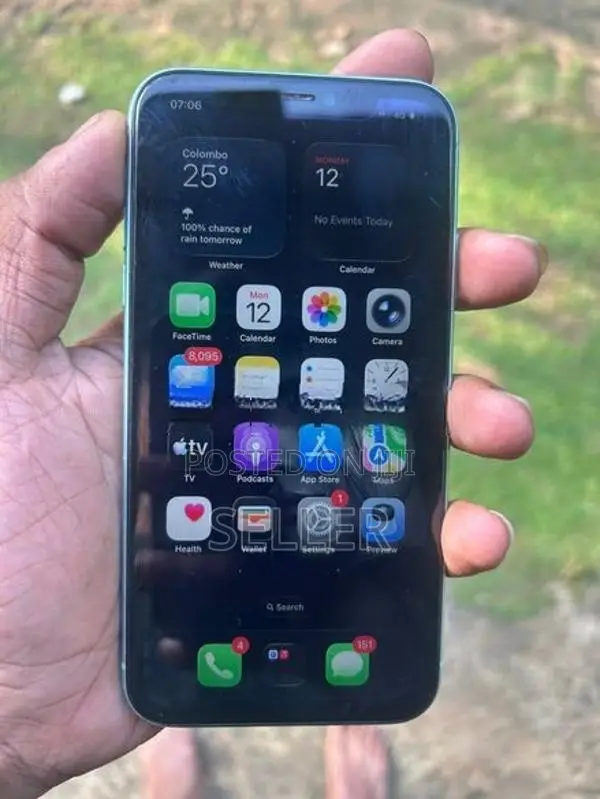 Apple iPhone 11 128GB (Used)