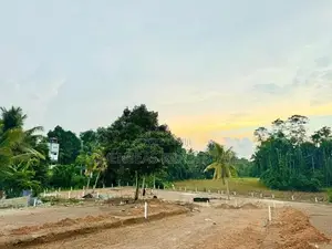 හෝමාගම | පර්චස් 6.5, 7 නේවාසික බිම් කොටස් ඉක්මනින් විකිණීමට
