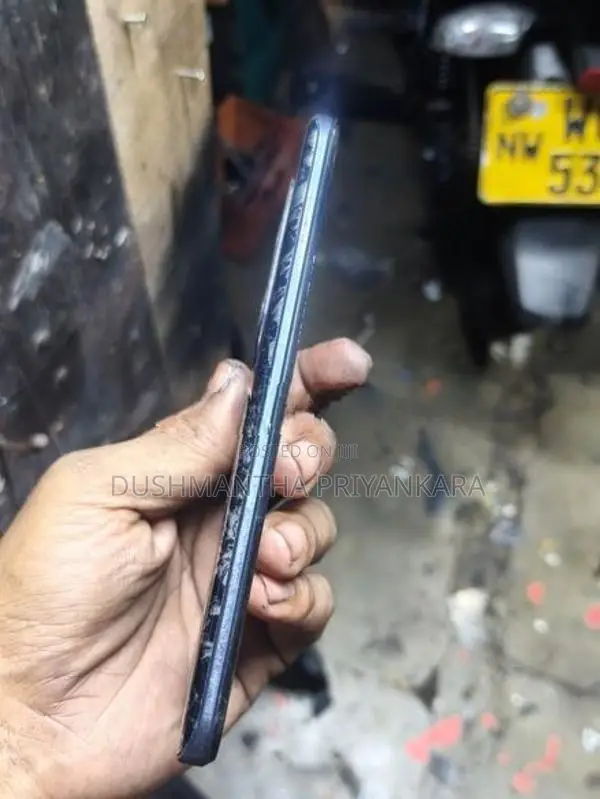 iqoo Z6 Pro (Used)