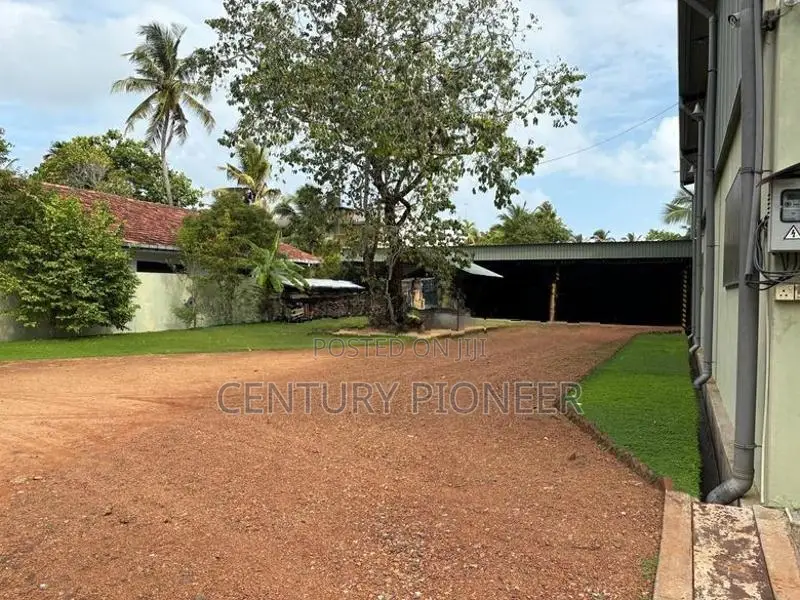Warehouse For Sale In Panadura