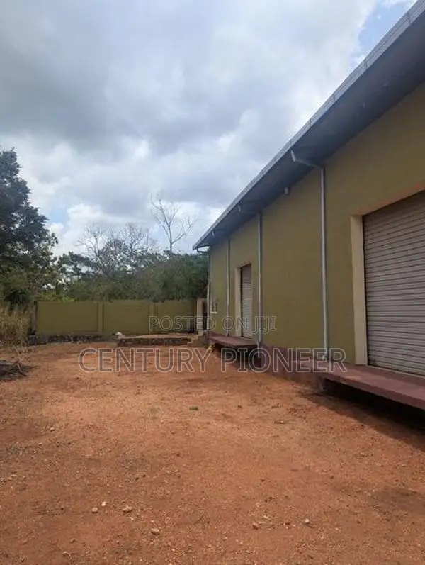 Warehouse For Sale In Dambulla