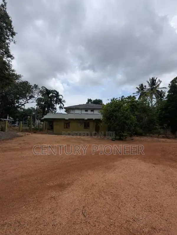 Warehouse For Sale In Dambulla