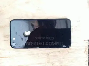 Apple iPhone 8 (Used)