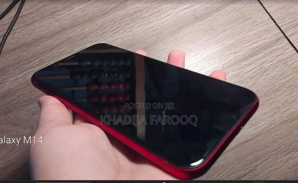 Apple iPhone XR (Used)