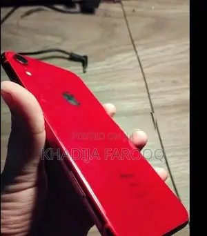 Apple iPhone XR (Used)