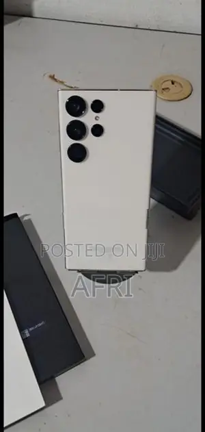 Samsung Galaxy S23 Ultra (Used)