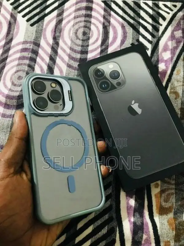 Apple iPhone 13 Pro (Used)