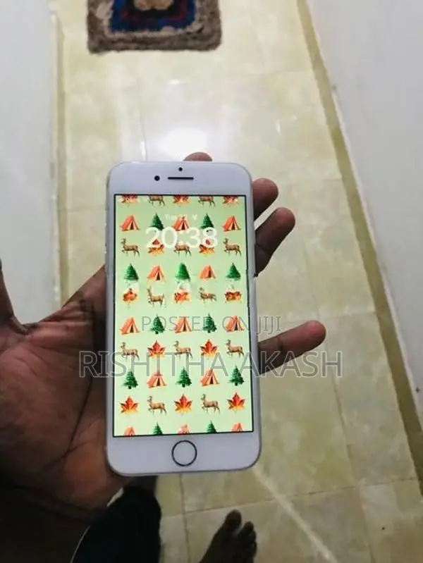 Apple iPhone 8 (Used)