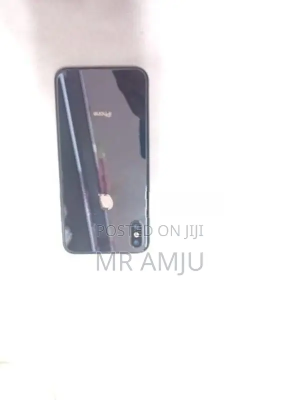 Apple iPhone XS Max (Used)
