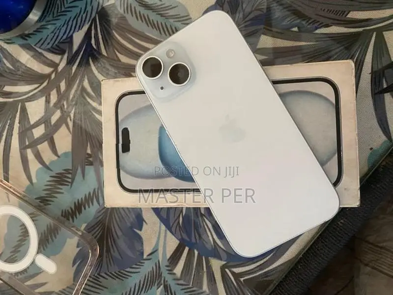 Apple iPhone 15 128GB (Used)