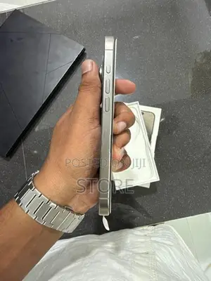 Apple iPhone 15 Pro (Used)