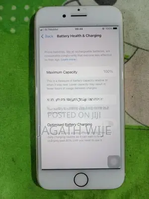 Apple iPhone 8 (Used)