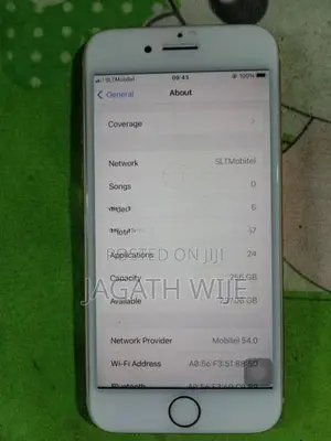 Apple iPhone 8 (Used)