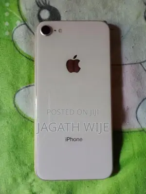 Apple iPhone 8 (Used)
