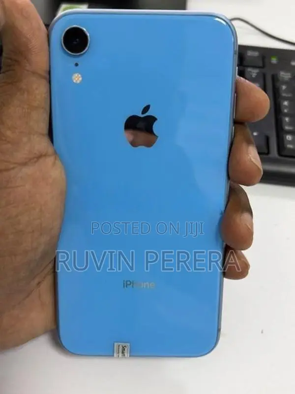 Apple iPhone XR (Used)