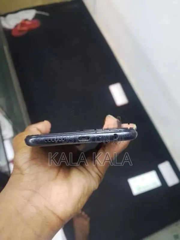 Samsung Galaxy A10s 32GB (Used)