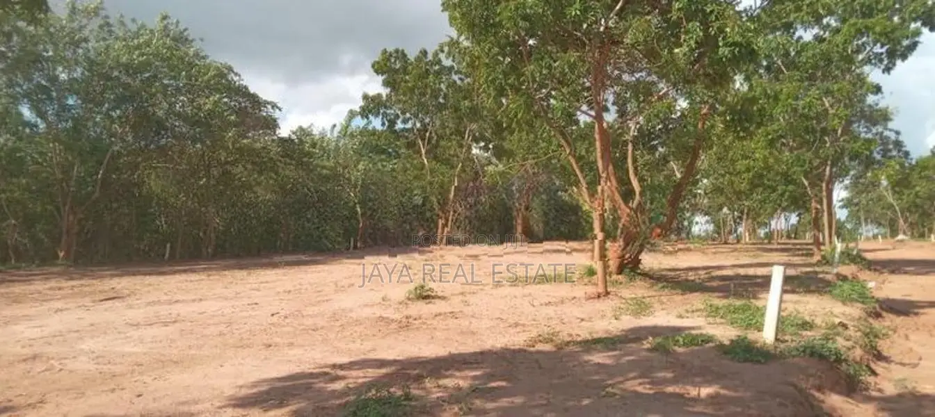 තංගල්ල රැකවෙන් ඉඩමක්
