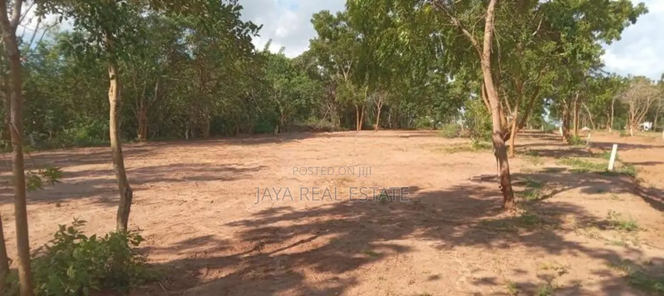 තංගල්ල රැකවෙන් ඉඩමක්