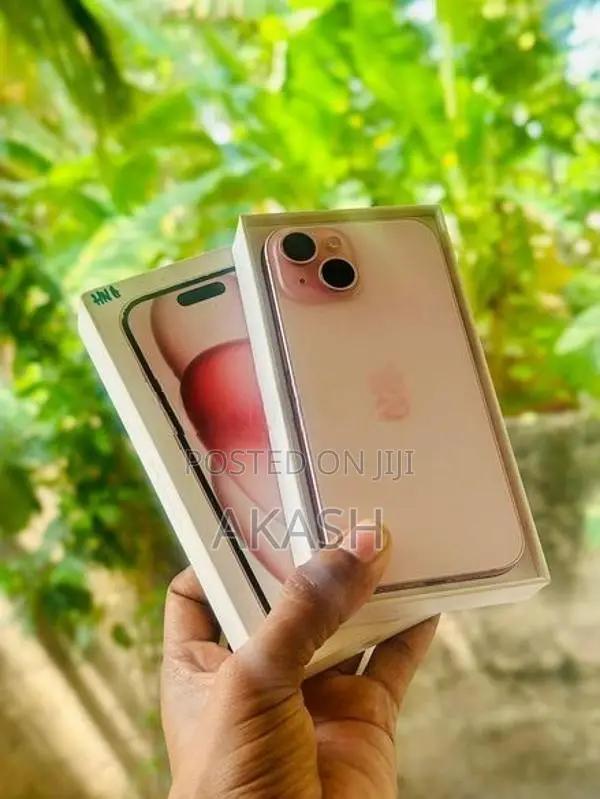 Apple iPhone 15 128GB (Used)