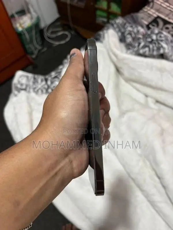 Apple iPhone 12 Pro (Used)
