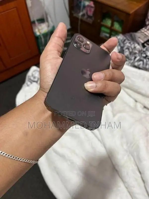 Apple iPhone 12 Pro (Used)