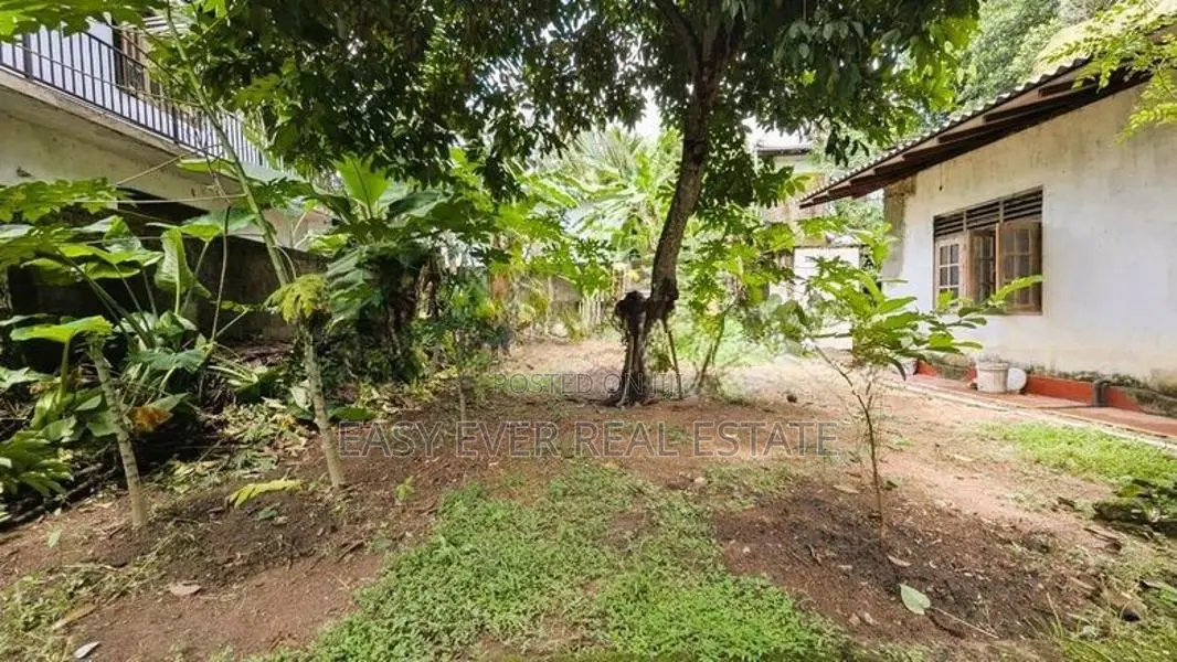කඩවත මීගහවත්ත දෙමහල් නිවස ලක්ෂ 178/= පමණයි