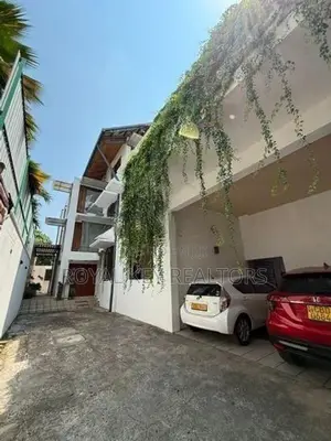 03 Bedroom - Unfurnished House for Sale In Nawala