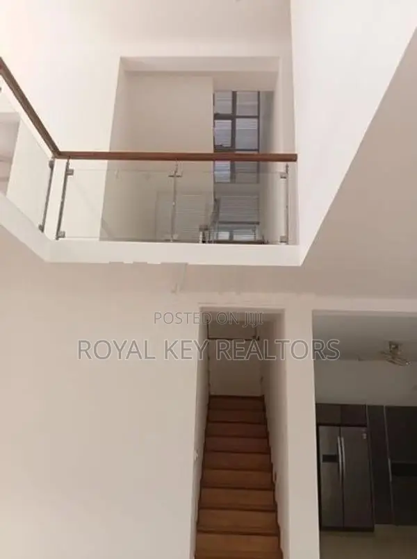 03 Bedroom - Unfurnished House For Sale In Nawala