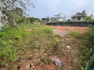 අතුරුගිරිය – කඩුවෙල පාරට ආසන්නව ඉඩම් කැබලි 2ක් ඉක්මනින් විකිණීමට