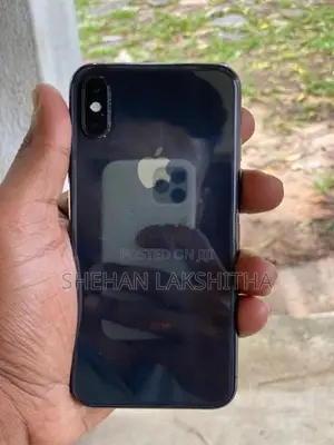 Apple iPhone XS (Used)