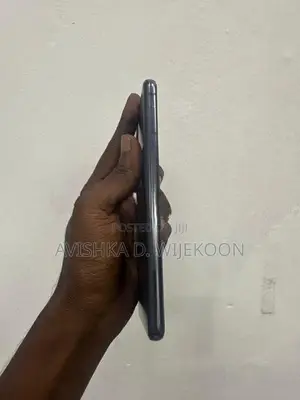 Samsung Galaxy S21 (Used)