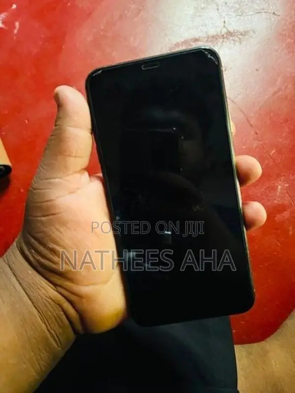 Apple iPhone XS Max 64GB (Used)
