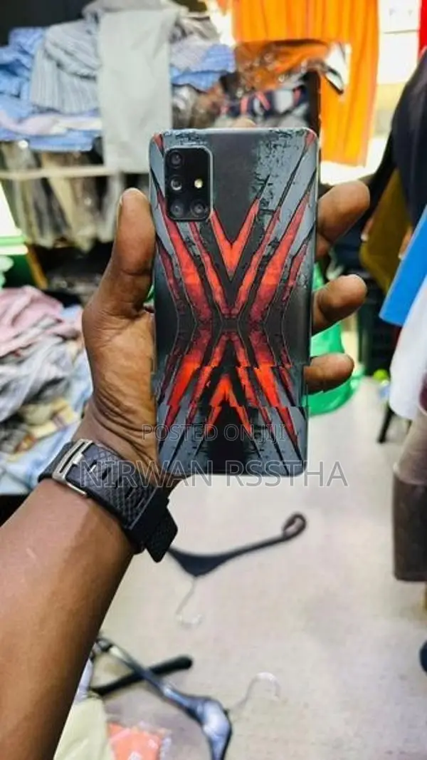 Samsung Galaxy A71 (Used)