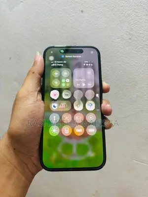Apple iPhone 15 128GB (Used)